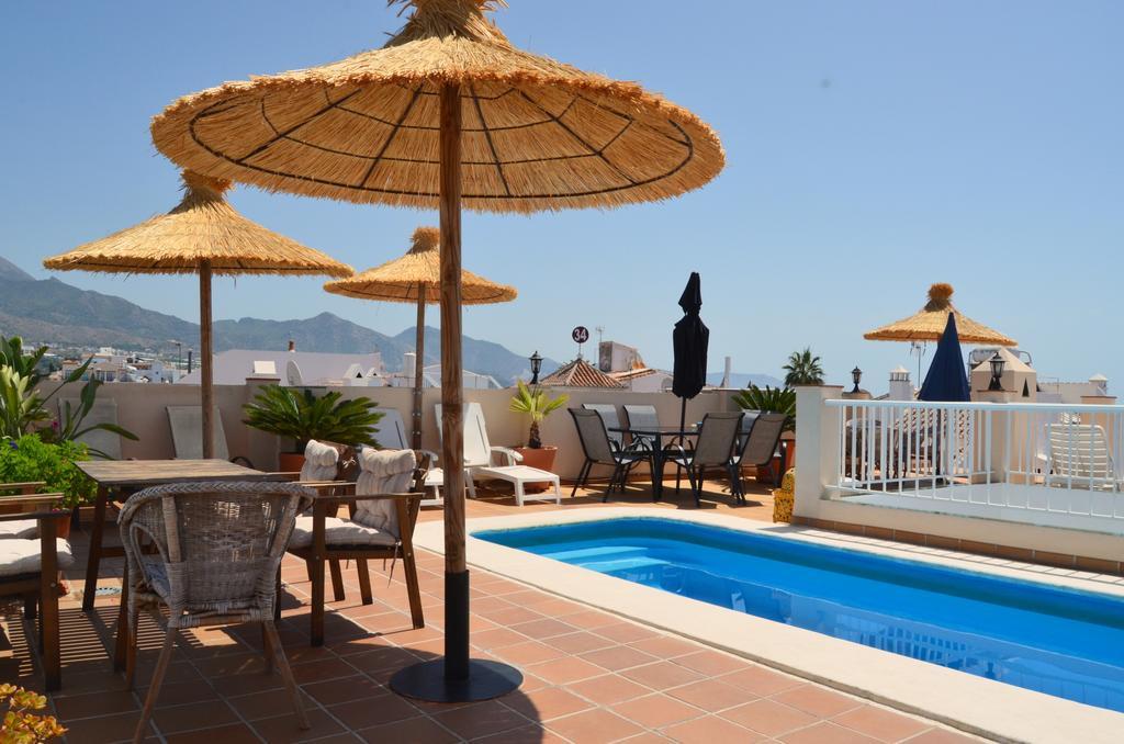 Villa Carabeo Playa Nerja Exterior foto
